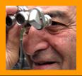 Man using Binoculars.
Man with binoculars.
Homme utilisant ses jumelles.
Man mit seinem fernglas.
Hombre usado sus binoculares.
Hombre usado sus prismaticos.
Uomo che usa il suo binocolo.
Man avander sin kikare.
Man die zijn verrekijker gebruikt.
Durbununu kullananadam.
Ember hasznalja a tavcsovet. 
Mezczyzna uzywajacy lornetki.
mand, de bruger sin kikkert.
Mies kiikareillaan.
Muz pomoci sveho dalekohkedu. 