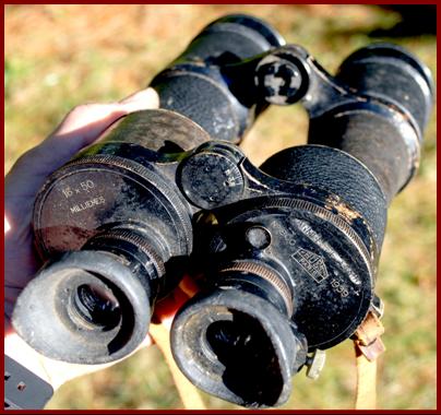 1939 Huet 16x50 WWII French Air Forcemilitary  binoculars.
1939 Huet 16x50 Jumelles militaires de L'armee de l'air francasie.
1939 Huet 16x50 militarfernglas de franzosischen Luftwaffe.
1939 Huet 16x50 prismaticos militares de la fuerza aerea francesa.
1939 Huet 16x50 Franska fkygvapnets militarkikare.
1939 Huet 16x50 Prismaticos militares de la fuerza area francesa.
 