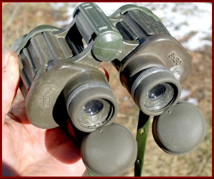 Hensoldt Wetzlar DF 8x30 German Army Military Binoculars. 
Jumelles militaires Hensoldt DF 8x30 de l'armee allemande.
Hensoldt DF 8x30 Bundeswehr militarfernglas.
Binoculares militares del ejercito aleman Hensoldt DF 8x30.
Hensoldt DF 8x30 binocolo militaire dell'escercito Tedesco.
Hensoldt DF 8x30 Tysk militar kikare.
Hensoldt DF 8x30 Duitse leger militaire verrekijker.