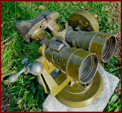 Russian Iraq War 10x80  Military Binoculars 
Russisches 10x80 Militarfernglas 
Ryska 10x80 Militara Kikare
Jumelles Militaires 10x80 Russes
Binoculares Militares 10x80 Rusos

