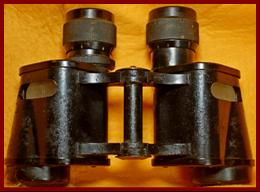 Huet 8x30 military binoculars cut away or sectioned as training binoculars.
Jumelles militaires Huet 8x30 decoupees ou sectiionnees comme jumelles d'entrainement.
Huet 8x30 militarfernglas als trainingfernglas weggeschnitten oder geschnitten.
Binocolo militare Huet 8x30 tagliato via o sezionato come binocolo da addestramento.
Huet 8x30 militare verrekijker weggesneden of doorneden als trainings verrekijker.
Los binoculares militares Huet 8x30 cortados o seccionados com binoculares de entrenamiento
Huet 8x30 militara kikare skars bort eller sektioneras som traningskikare.
Huet militaere kikkert kuttet bort eller seksjonert som trenings kikkert.