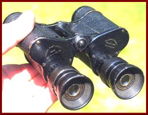 Jules Huet 8x French Military Binoculars.
Jules Huet 8x jumelles militaires de l'armee francaise.
Jules Huet 8x franska militarkikare der franzosischen armee..
Jules Huet 8x prismaticos militares de la fuerza francesa.
Jules Huet 8x  binoculares militares de la fuerza francesa.
Jules Huet 8x franska armens bkikare.
Jules Huet 8x franse leger verrekijker.
Jules Huet binocolo dell'esercito francaise.