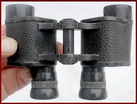 1928 Kern 6x24 Swiss army military binoculars.
1928 Kern 6x24 jumelles militaraires Suisses.
1928 Kern 6x24 Schweizer militarfernglas.
1928 Kern 6x24 binoculares militares Suizos.
1928 Kern 6x24 Schweizisk militar kikare.
1928 Kern 6x24 Zwitserse militaire verrekijker. 
1928 Kern 6x24 binocolo militare Svizzero.