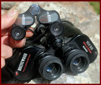 1950 OIP 8x38 Army of Luxembourg military binoculars.
1950 OIP 8x38 jumelles militaires de l'armee luxembourgeoise.
1950 OIP 8x38 Luxemburgska militarkikare.
1950 OIP 8x38 leger bvan Luxemburg militaire verrekijker.
1950 OIP 8x38 armee von Luxembyrg Militar fernglas.
1950 OIP 8x38 binoculares militares del ejercito de Luxemburgo.
1950 OIP 8x38 binocolo militare dell'esercito Lussemburghe.