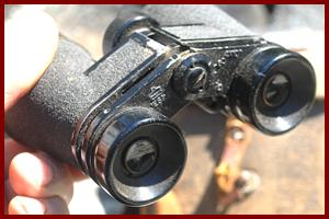 WWII Japanese army binoculars.
WWII Japanese military binoculars.
WWII IJA Nikko Type 93 4x10 NCO binoculars.
Nikko 4x10 Japanese army military binoculars.
Nikko 4x0 jumelles militaires de l'armee Japonaise.
Nikko 4x10 militarfernglas der Japanischen armee.
Nikko 4x10 binoculares militares del ejercito Japones.
Nikko 4x10 prismaticos militares del ejercito Japones.
Nikko 4x10 Japanska armens militara kikare.
Nikko 4x10 binocolo militare dell'escerito Giapponese.
Nikko 4x10 militaire verrekijker van het Japanse leger.
Nikko 4x10 Japansk haer militaer kikkert.
Nikko 4x10 lornetka wojskowa armii Japonskie.
Nikko 4x10 vojenske dalekohledy Japonske armady.
Nikko 4x10 Japansk haer militaer kikkert.
Nikko 4x10 Japan hadsereg katonai tavcsoval.
Nikko 4x10 Japanin armeijan kiikarit.
Nikko 4x10 binoculos militares do exercito Japones.
Nikko 4x10 Japanas armijas militarais binoklis.
Nikko 4x10 Japonijos armijos kariniai ziuronai. 
