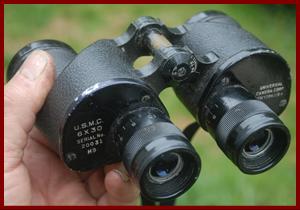 1943 Universal Camera U.S.M.C. 6x30 M9 military binoculars.
1943 Universal Camera U.S.M.C. 6x30 M9 jumelles militaires.
1943 Universal Camera U.S.M.C. 6x30 militarfernglaser.
1943 Universal Camera U.S.M.C. 6x30 binoculares militares.
1943 Universal Camera U.S.M.C. 6x30 militarkikare.
1943 Universal Camera U.S.M.C. 6x30 binocolo militare.
1943 Universal Camera U.S.M.C. 6x30 militaire verrekijker.
1943 Universal Camera U.S.M.C. 6x30 militaere kikkert.
1943 Universal Camera U.S.M.C. 6x30 lornetka wojsjkowa.
1943 Universal Camera U.S.M.C. 6x30 vojenske dalekohledy.
1943 universal Camera U.S.M.C. 6x30 militaer kikkert.
1943 Universal Camera U.S.M.C. 6x30 binoculos militares.
1943 Universal Camera U.S.M.C. 6x30 militarais binoklis.
1943 Universal Camera U.S.M.C. 6x30 kariniai ziuronai.