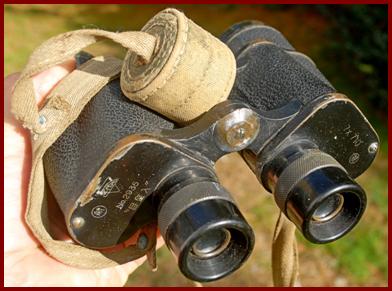 Chiyomitsu Japanese navy 7x50 military binoculars.
Chiyomitsu jumelles militaires 7x50 de la marine Japonaise.
Chiyomitsu Japanisches Marine militarfernglas 7x50.
Chiyomitsu prismaticos.militares 7x50 de la Armada Japonesa.
Chiyomitsu Japanska flottans 7x50 militara kikare.
Chiyomitsu binocolo militare 7x50 della marina Giapponese.
Chiyomitsu Japanse marine 7x50 militaire verrekijker.
Chiyomitsu Japansk marine 7x50 militaere kikkert.
Chiyomitsu lornetka wojskowa 7x50 marynarki Wojennej Japonil.
Chiyomitsu vojensky dalekohled Japonskeho namornictva 7x50.
Chiyomitsu den Japanske flade 7x50 militaer kikkert.
Chiyomitsu Japan haditengereszet 7x50 katonai tavcso.
Chiyomitsu Japanin laivaston 7x50 sotilaskikarit.
Chiyomitsu binoculos militares 7x50 da narinha Japonesa.
Chiyomitsu Japanas navy 7x50 militarie binokji.
Chiyomitsu Japonijos karinio juru laivyno 7x50 kariniai ziuronai.