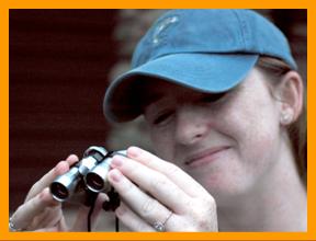 Young woman with binoculars.
Junge femme aux jumelles.
Junge frau mit fernglas.
Mujer joven con binoculares.
Mujer joven con prismaticos.
Ung kvinna med kikare.
Giovane donna con il binocolo.
Jonge kvinne med kikkert.
Kobieta z lornetki.
Muz s dalekohled.
Ung kvinde med kikkert.
Eg no tavcsovel.
Nuor nainen kiikareilla.
Mulher muto jovem com binoculos.
Jauna sieviete ar binokli.
moteris su ziuronu.
