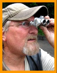 Man using binoculars.
Mann mit fernglas.
Homme utilisant de jumelles.
Hombre usando binoculares.
Man som aMuz pouzivajaci nvandaer kikare.
Uoma che usa il binocolo.
Man met verrekijker.
Man som bruker kikkert.
Mezcyzna uzywajacy lornetki.
Muz pouzivajici dalekohled.
Mand ved hjaelp af kikkert.
Mies kaytaa kiikareita.
Homem usanda binoculos.
Cileks kurs izmanto binokil.
Zmogus naudojantis ziuronus.
